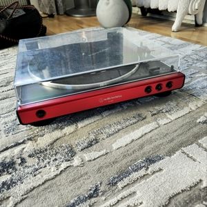 Audio Technia LP60X Turn Table